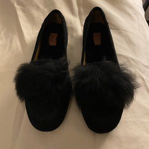 NWOT UGG slippers back size six